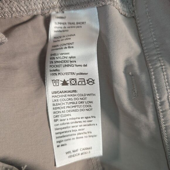 Eddie Bauer  Summer Trail Shorts Women's Size 16 High Rise Cargo Hiking Dri Fit - Picture 8 of 8